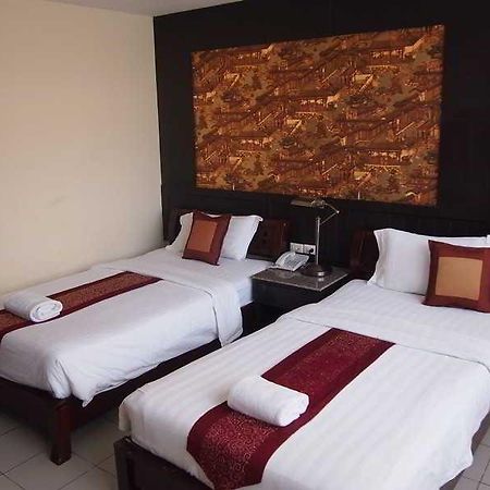 Hotel Jomtien Holiday Pattaya Zewnętrze zdjęcie